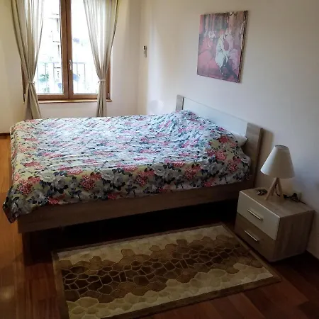Embassy Apartment *