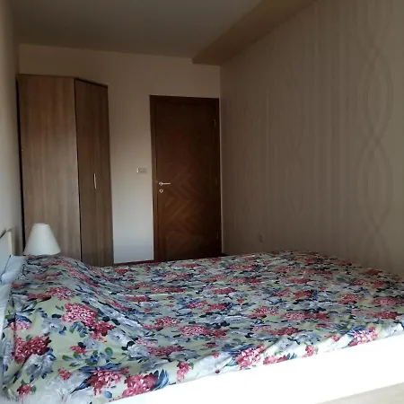 Embassy Appartement *